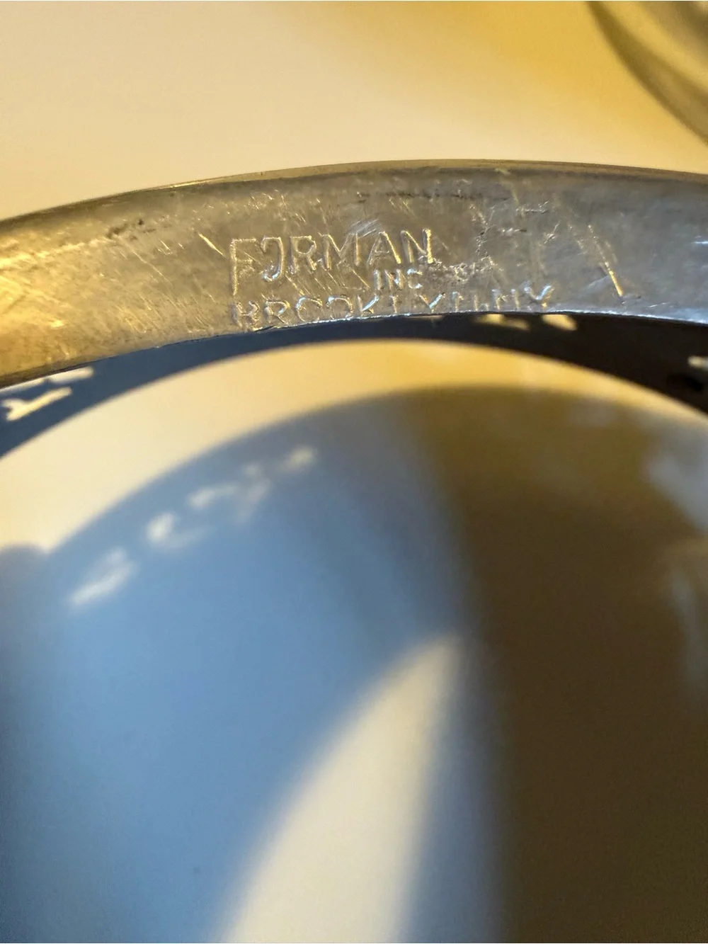Vintage Forman Inc Brooklyn NY Pyrex 2 Qt Casserole Dish Silver Metal Holder Lid
